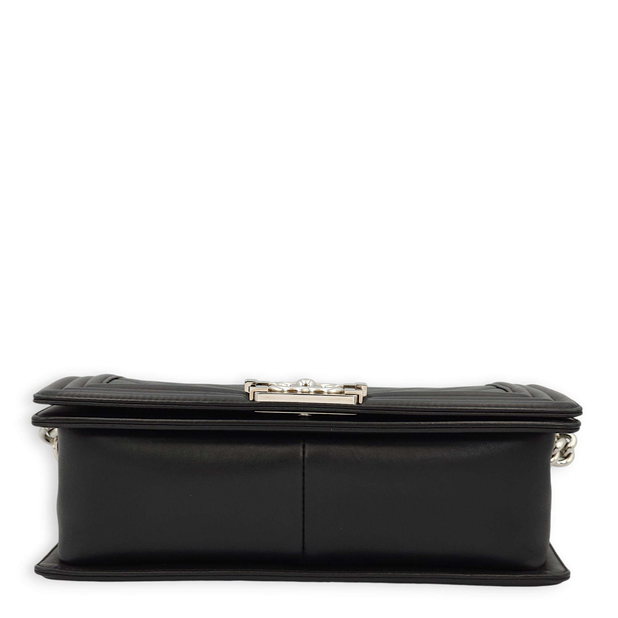 Chevron Le Boy Medium Black Shoulder Bag in Calfskin, Palladium hardware