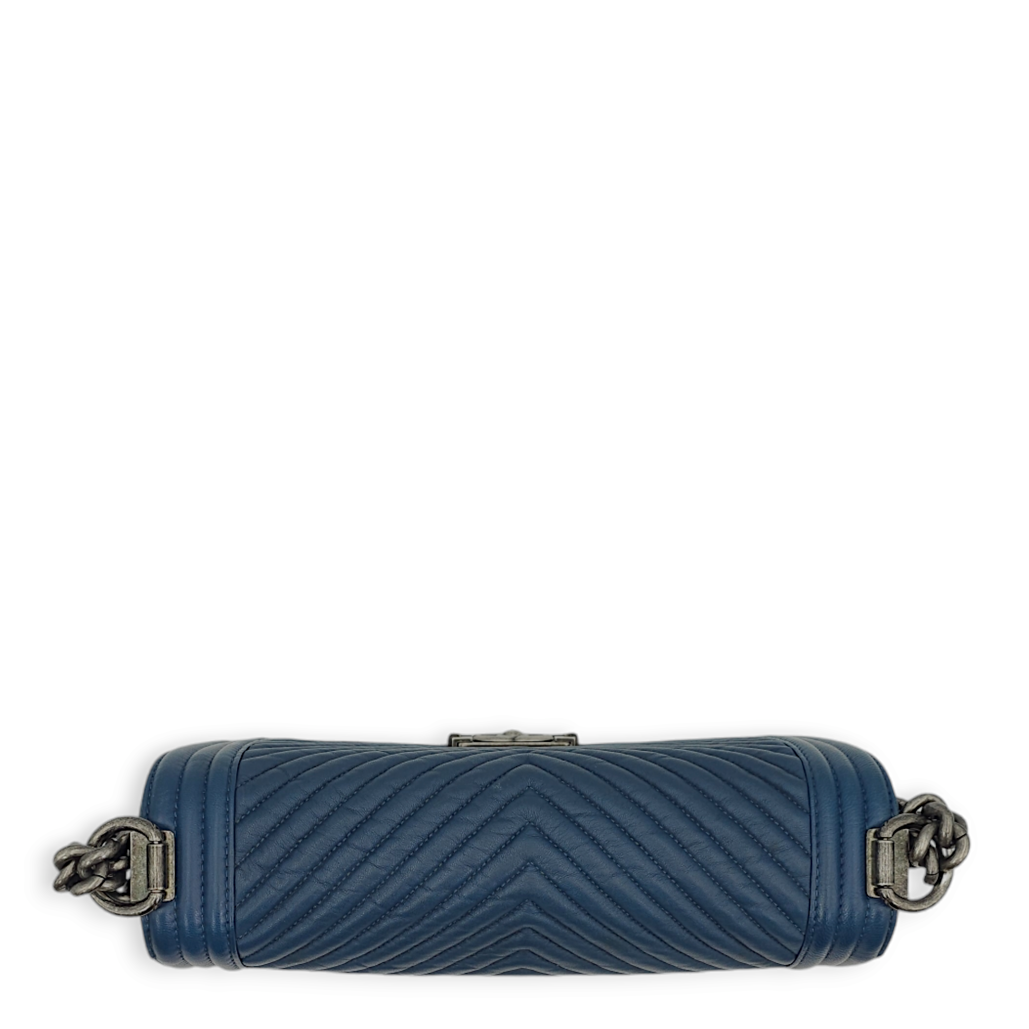 Chevron Le Boy Medium Dark Blue Shoulder Bag in Lambskin, Ruthenium hardware