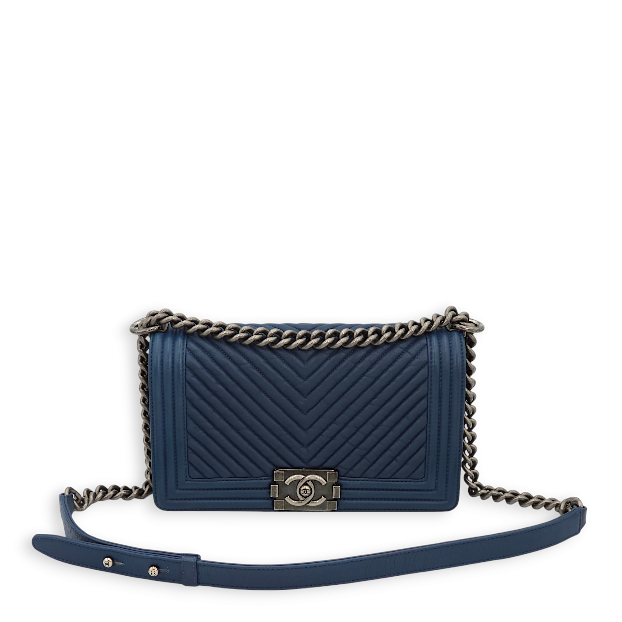 Chevron Le Boy Medium Dark Blue Shoulder Bag in Lambskin, Ruthenium hardware