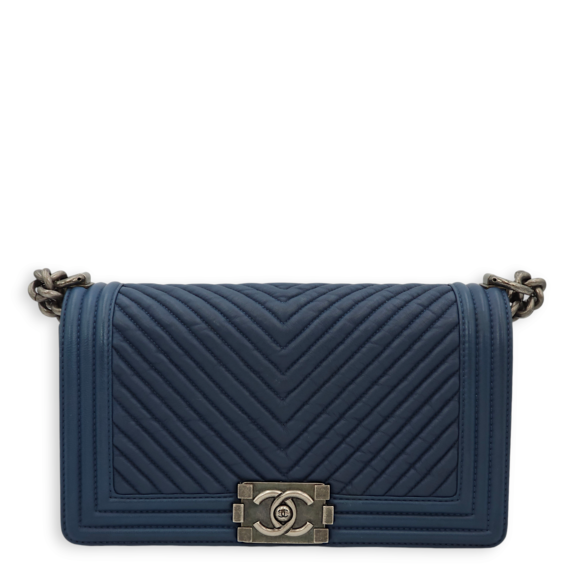 Chevron Le Boy Medium Dark Blue Shoulder Bag in Lambskin, Ruthenium hardware