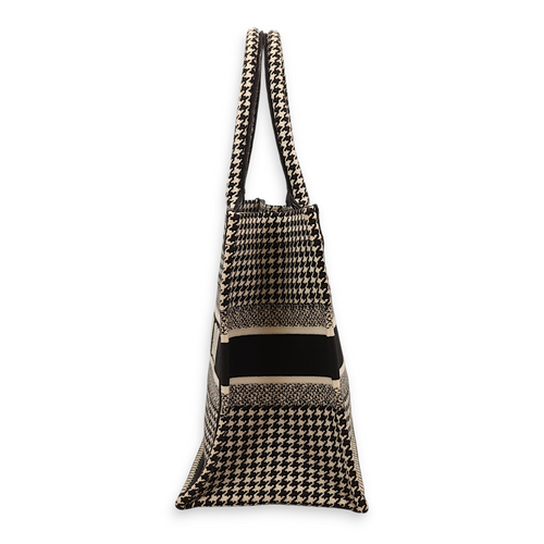 Houndstooth Book Tote Medium Black/White Tote Bag in Canvas