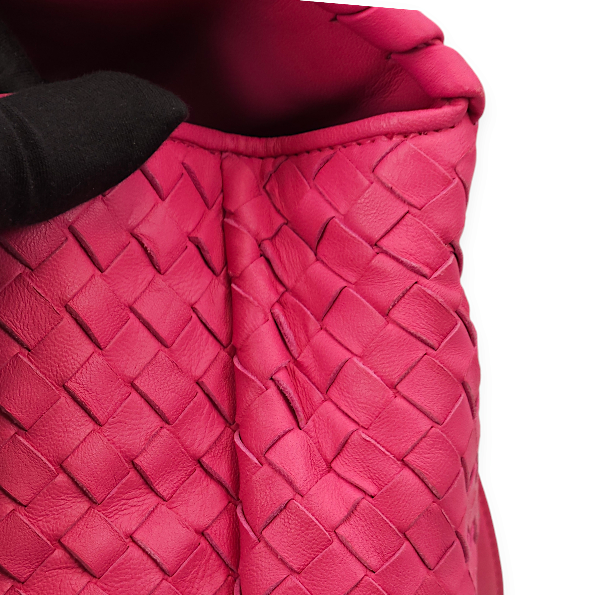 Olimpia Fuschia Shoulder Bag in Nappa Leather, Brunito hardware