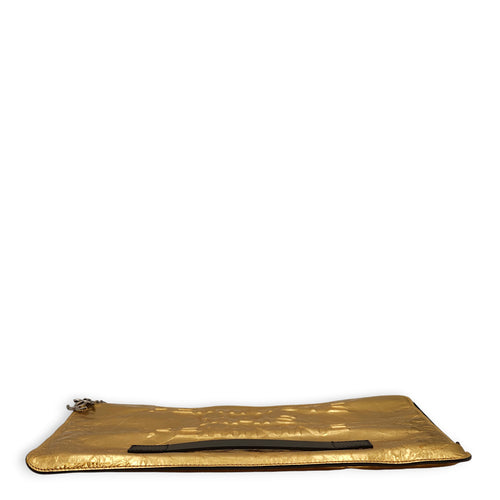 Feministe Mais Feminine Matallic Gold Clutch in Calfskin, Palladium hardware