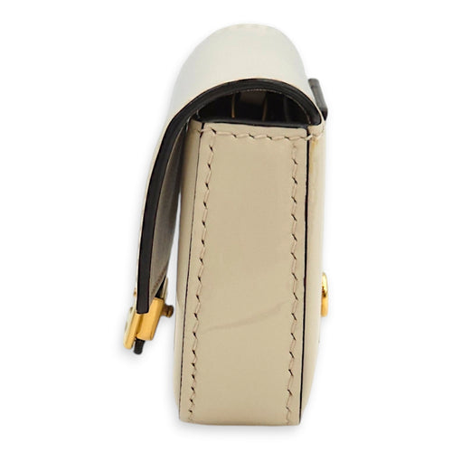 Nano Baguette Belt bag Cream Charm in Patent Leather, Gold hardware