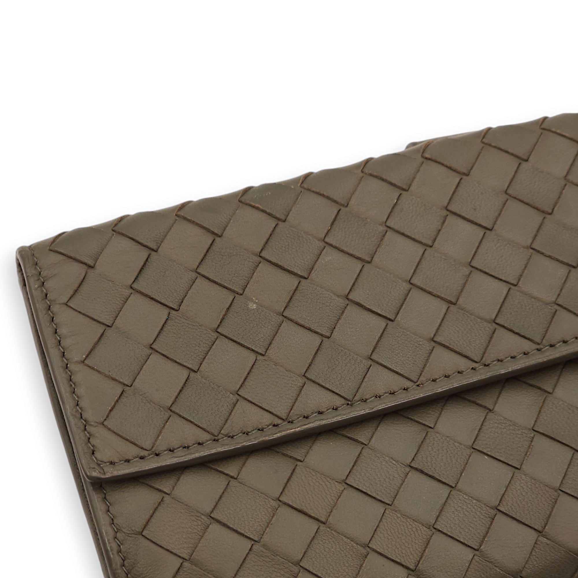 Intrecciato Bi-Fold Olive Green Wallet in Nappa Leather, Brunito hardware