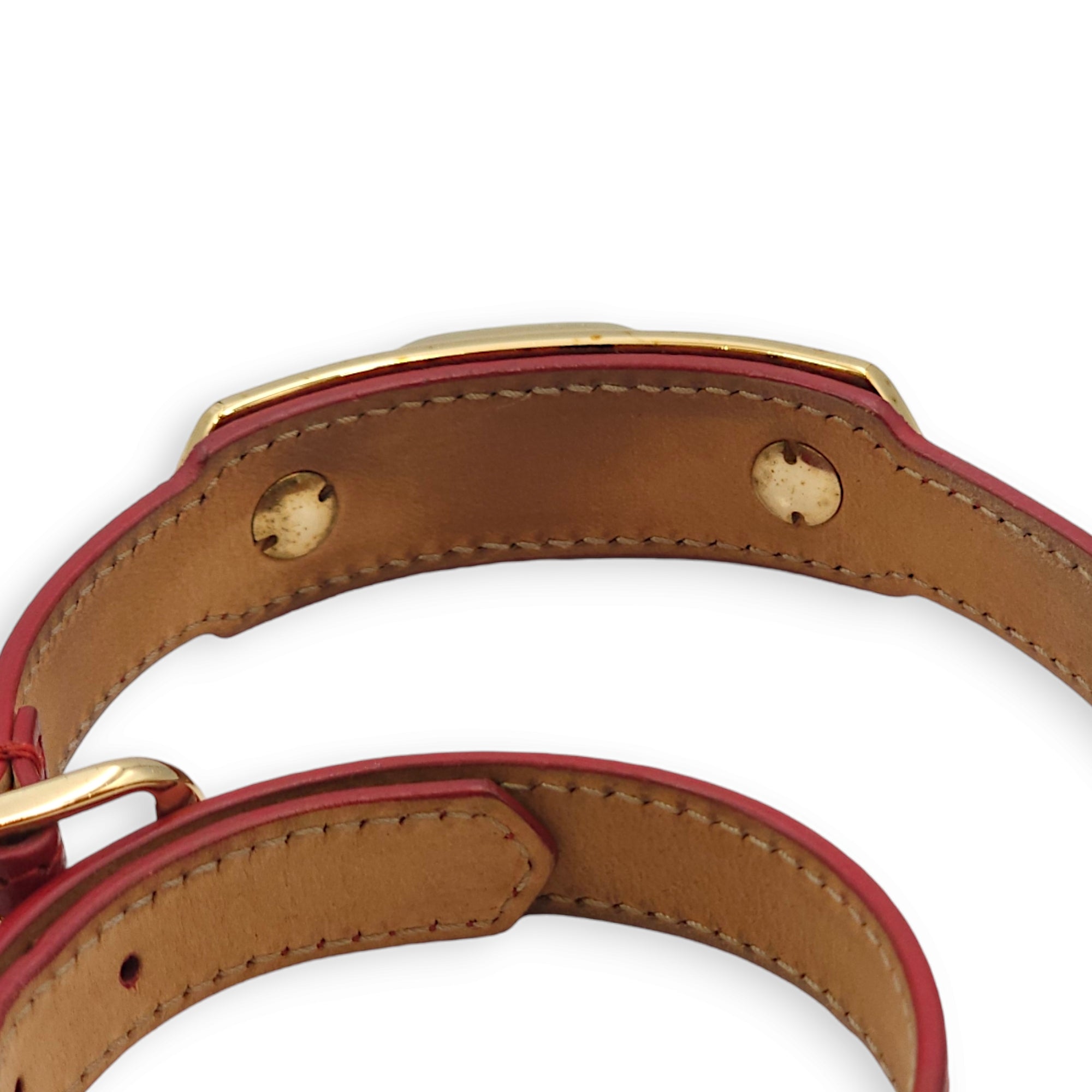 Classic Triple Tour Leather Red Bracelet in Chevre Leather, Gold hardware