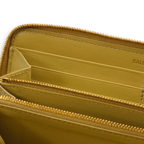 Crush Continental Metallic Gold Wallet in Calfskin, Gold hardware