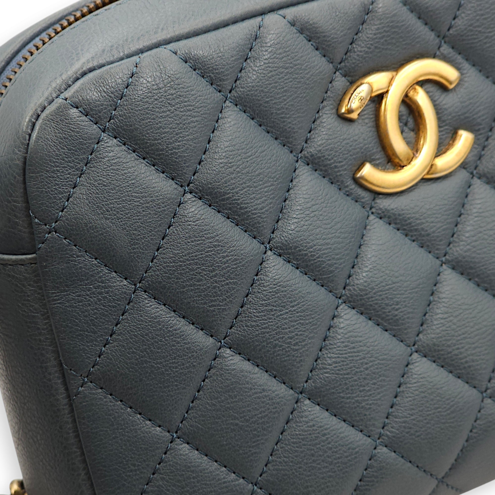 Quilted Camera Blue Crossbody Bag in Calfskin, Gold hardware