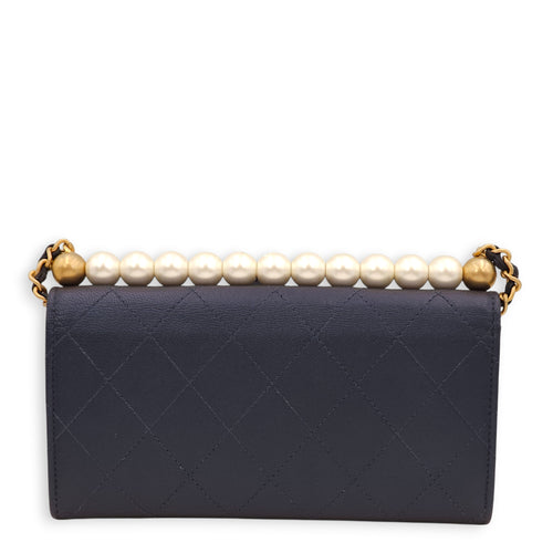 Pearl Quilted Blue Wallet On Chain in Calfskin, Gold hardware