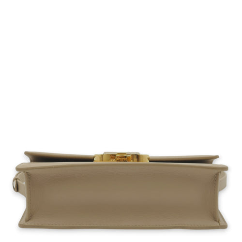 Montaigne East West Chain Flap Beige Crossbody Bag in Calfskin, Gold hardware