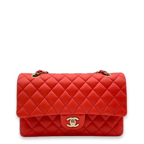 Classic Double Flap Red Shoulder Bag in Lambskin, Gold hardware