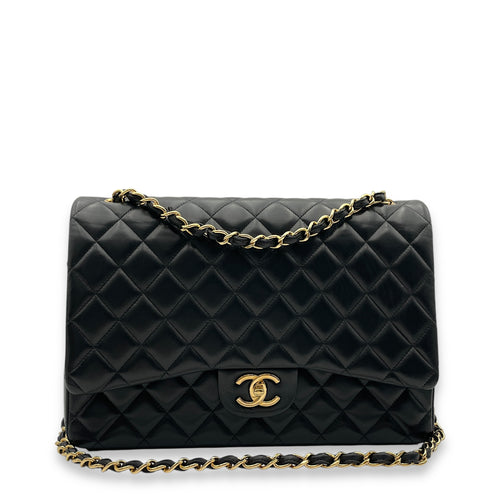 Classic Double Flap Black Shoulder Bag in Lambskin, Gold hardware