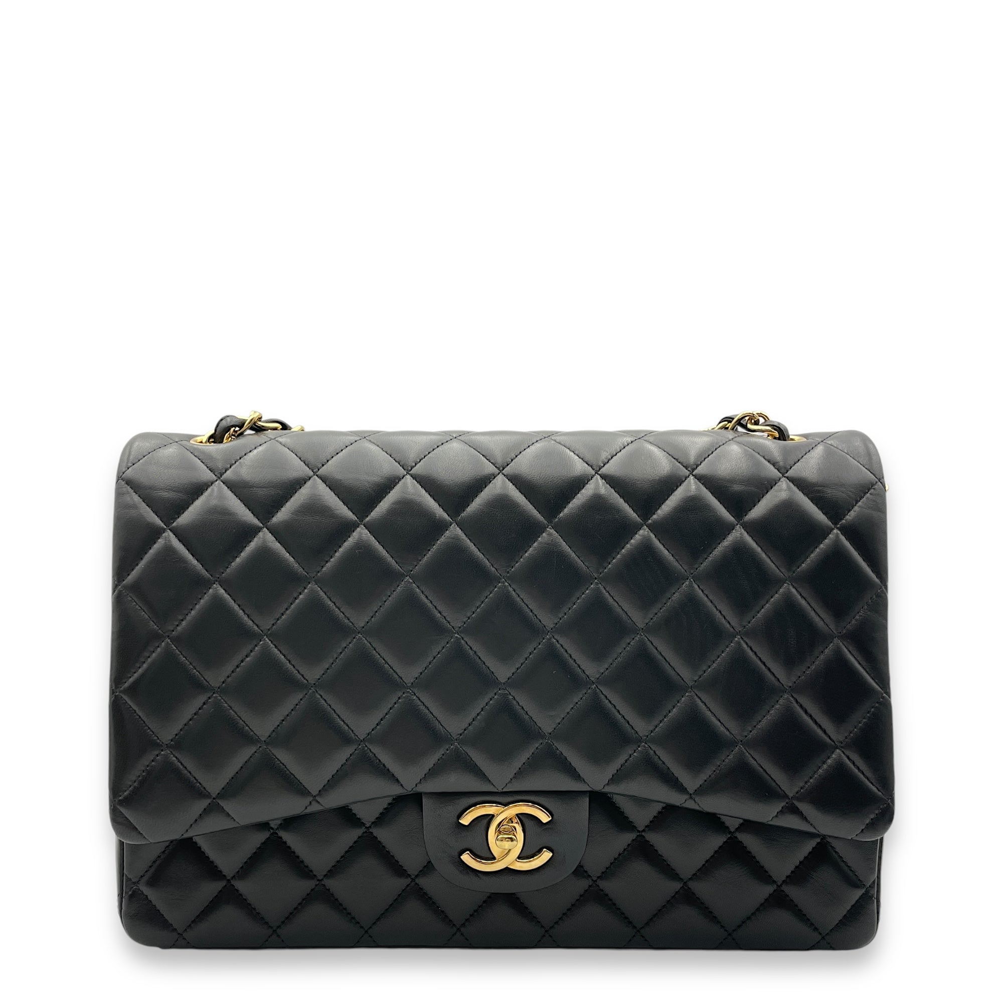 Classic Double Flap Black Shoulder Bag in Lambskin, Gold hardware