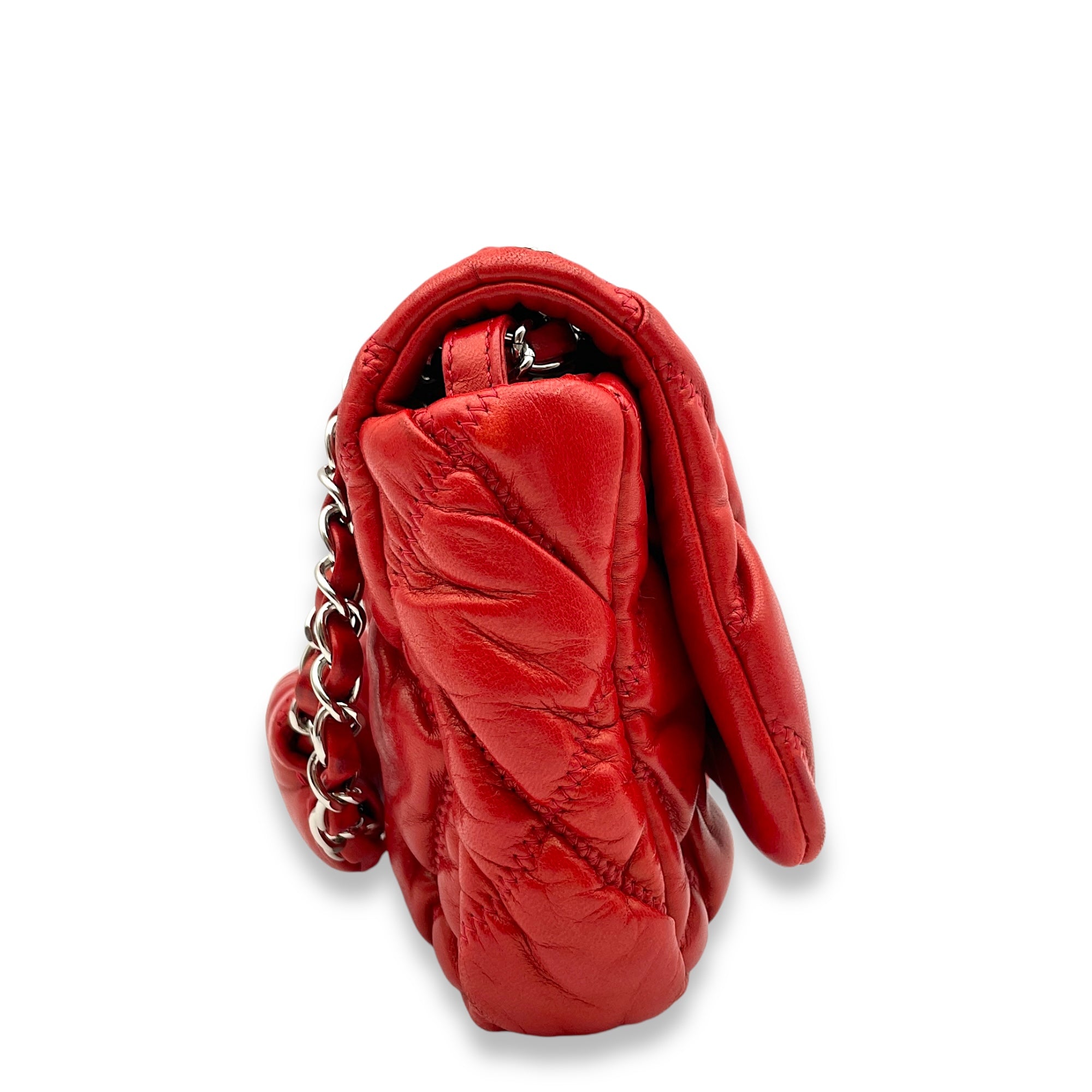 Bubble Quilt Red Shoulder Bag in Lambskin, Palladium hardware