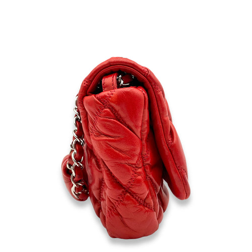 Bubble Quilt Red Shoulder Bag in Lambskin, Palladium hardware