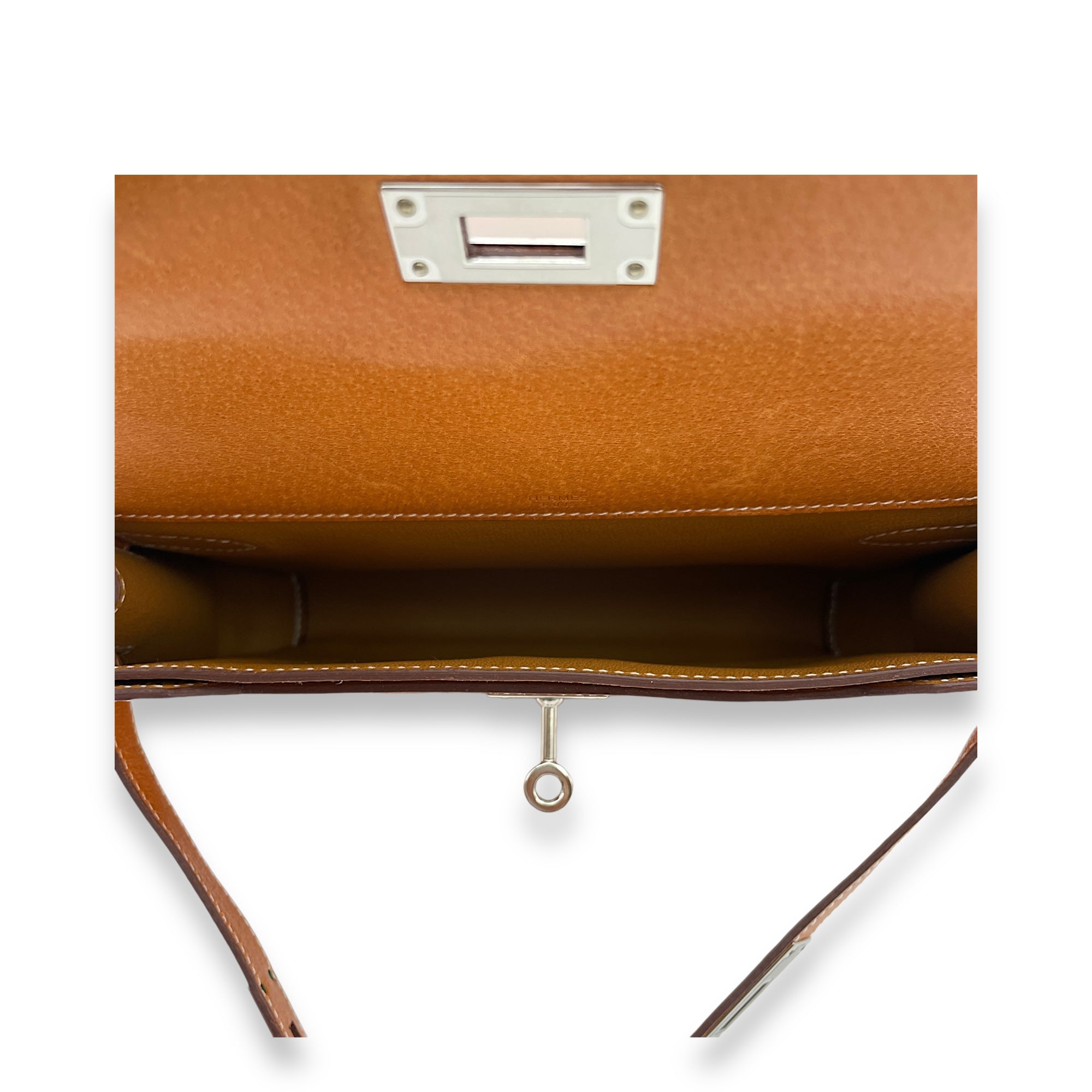 Pochette Kelly Depeches Naturel in Veau Porc, Palladium hardware