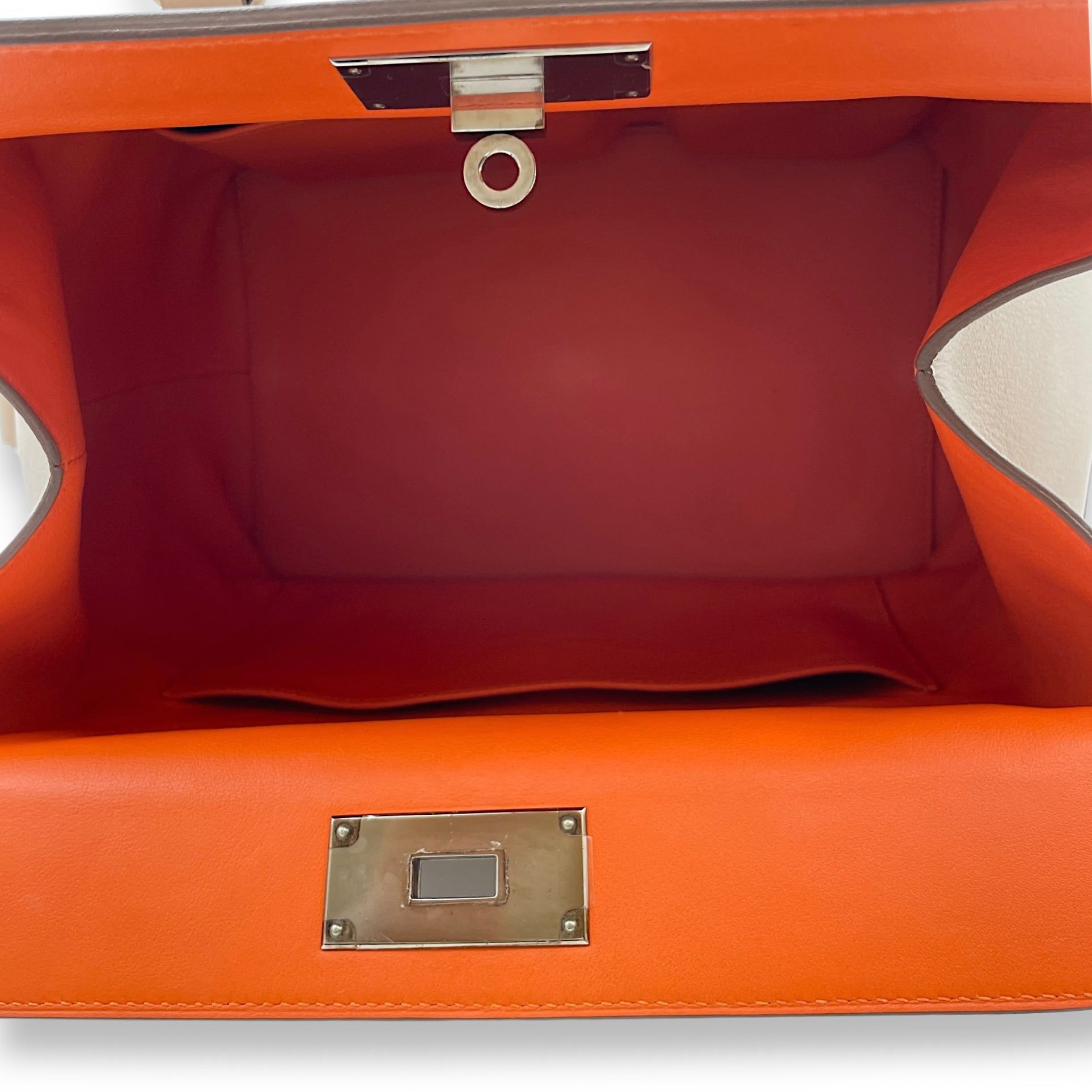 Toolbox 26 Argile/Orange in Swift Palladium hardware