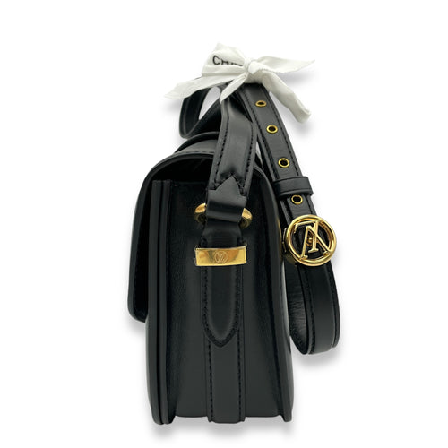 Pont 9 Black Shoulder Bag in Calfskin, Gold hardware