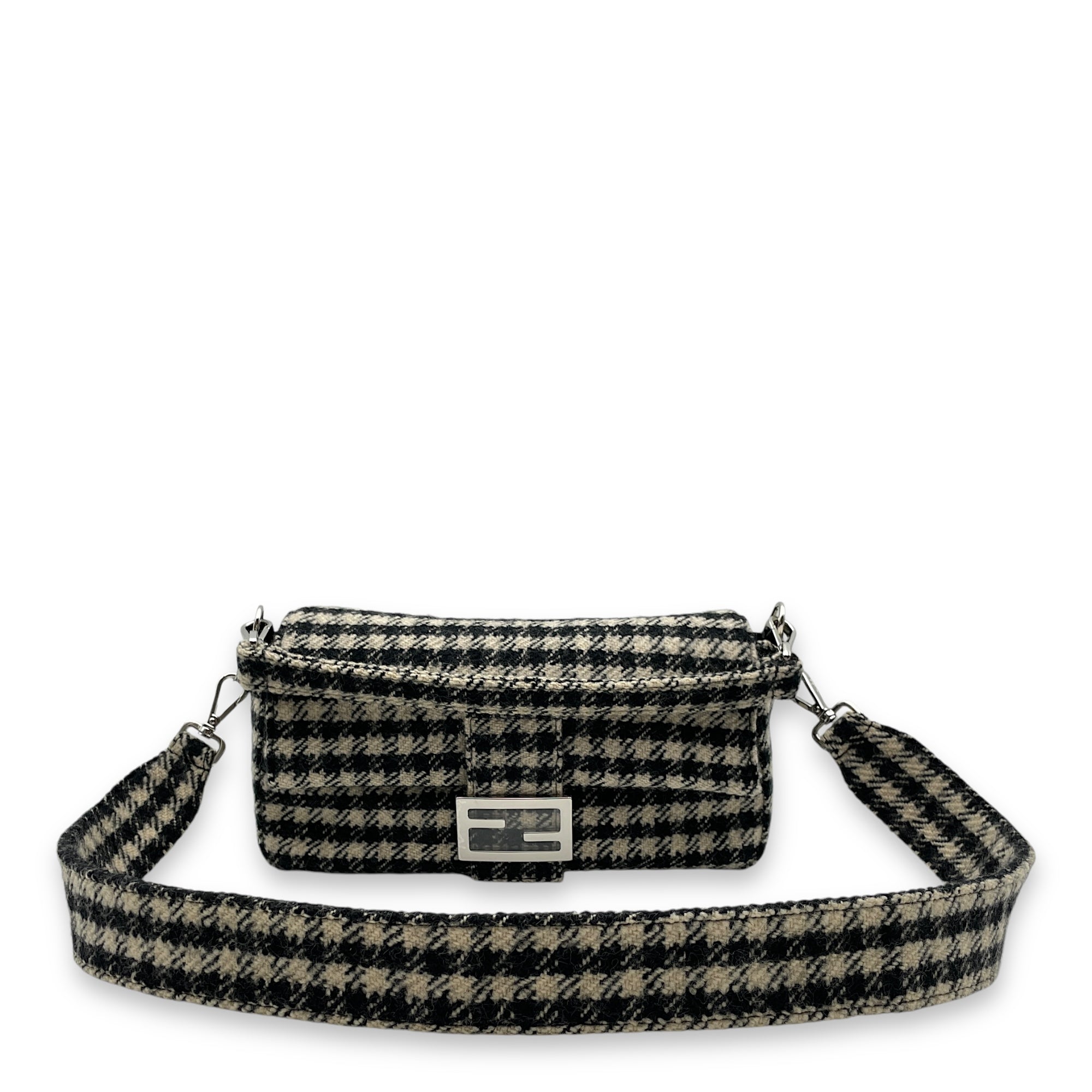 Houndstooth Baguette Black/White Shoulder Bag in Wool, Silver hardware