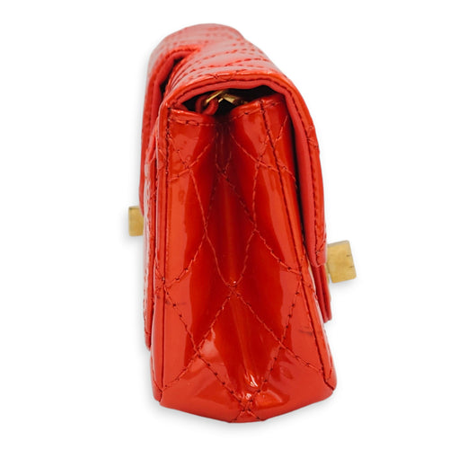 Reissue Double Pocket Red Clutch in Patent Leather, Gold hardware