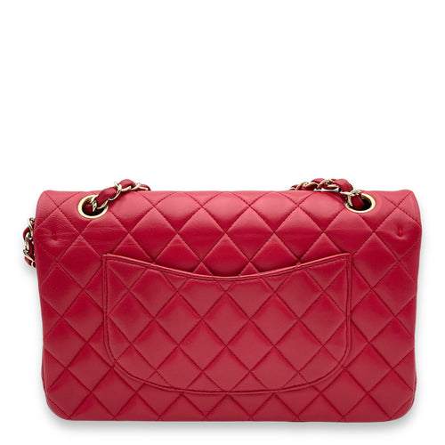 Classic Double Flap Medium Red Shoulder Bag in Lambskin, Light Gold hardware