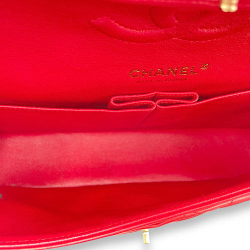 Classic Double Flap Medium Red Shoulder Bag in Lambskin, Light Gold hardware