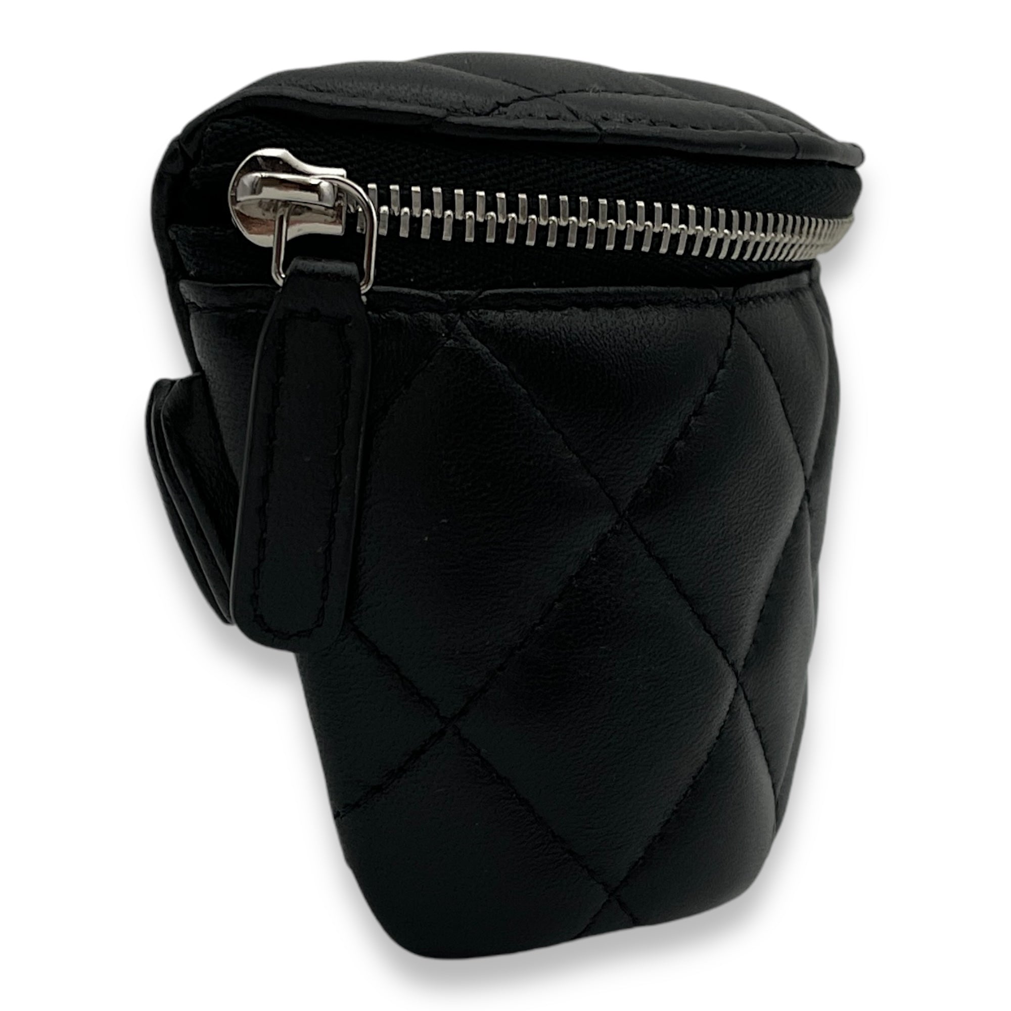 Quilted Arm Purse Black Pouch in Lambskin, Silver hardware