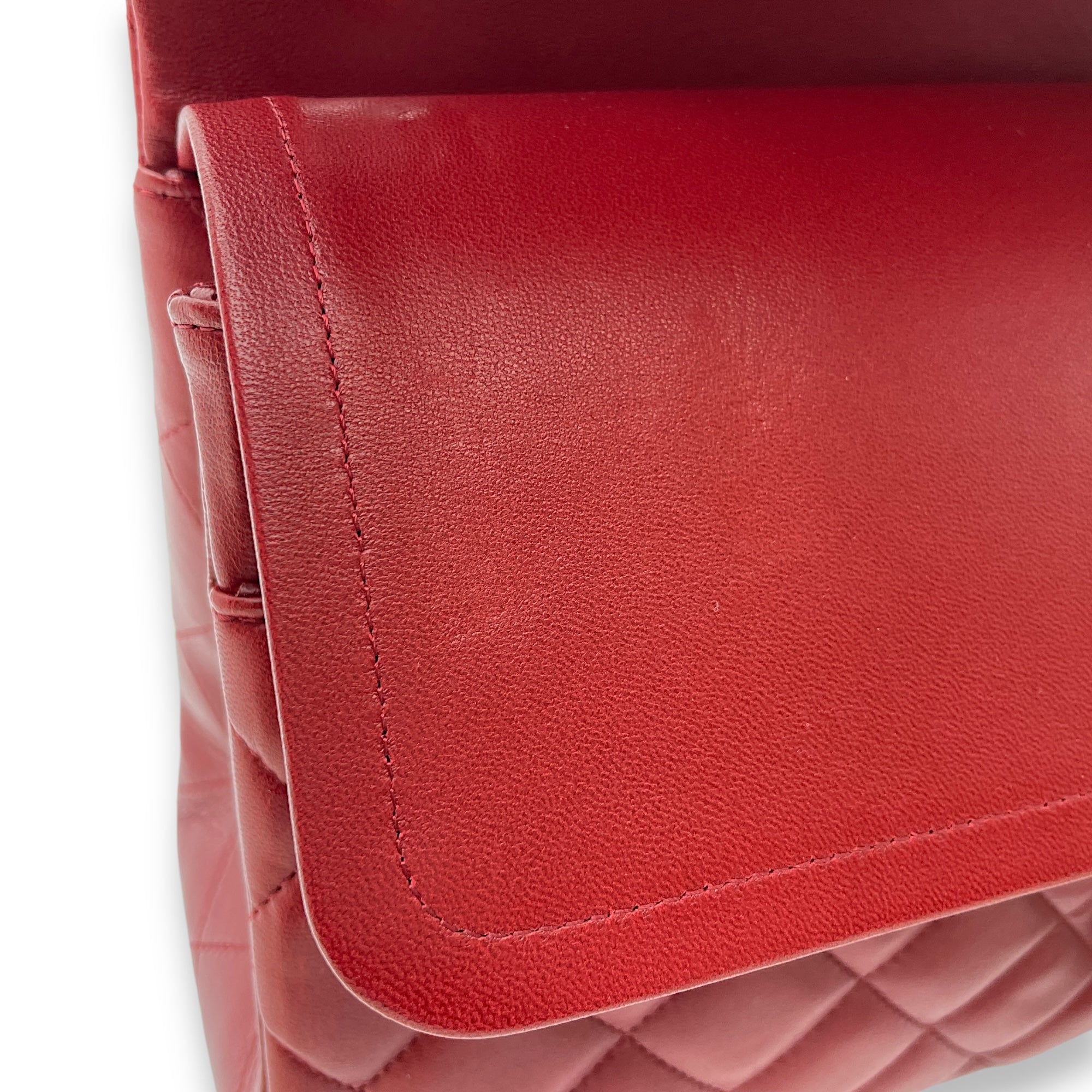 Classic Double Flap Jumbo Red Shoulder Bag in Lambskin, Palladium hardware