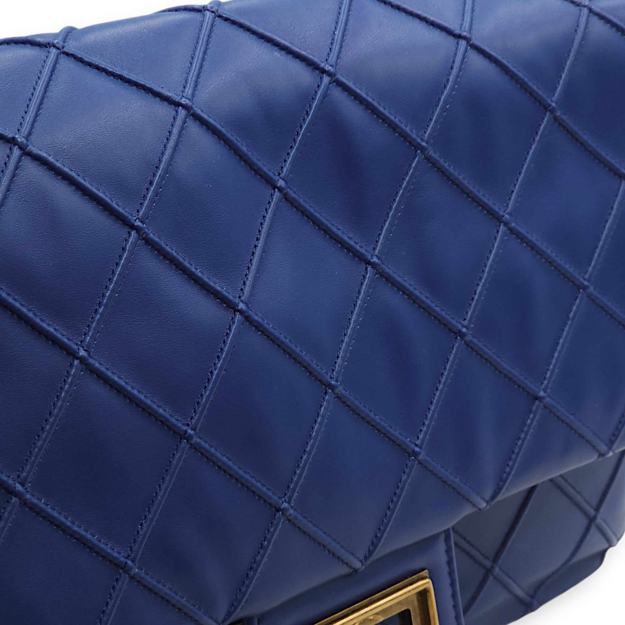 Seasonal Reissue Flap Royal Blue Shoulder Bag in Lambskin, Gold hardware