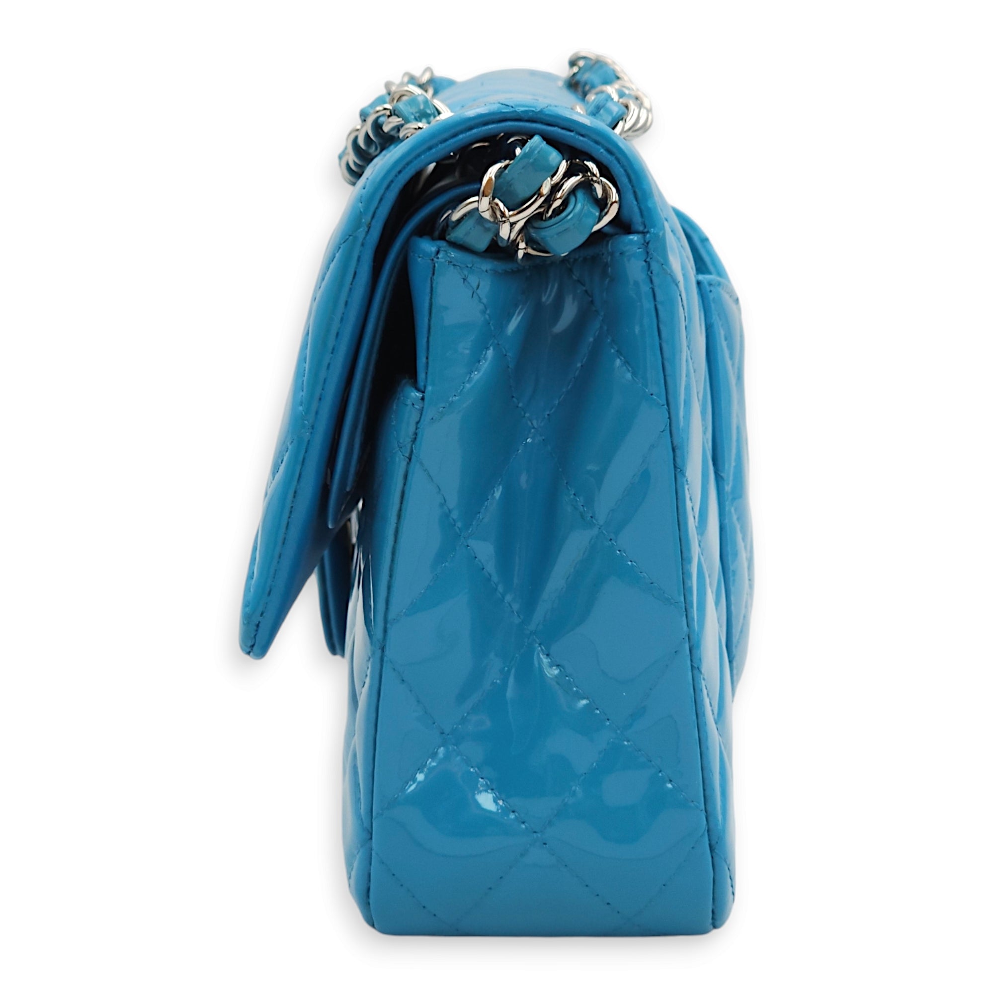 Classic Double Flap Medium Blue Shoulder Bag in Patent Leather, Palladium hardware