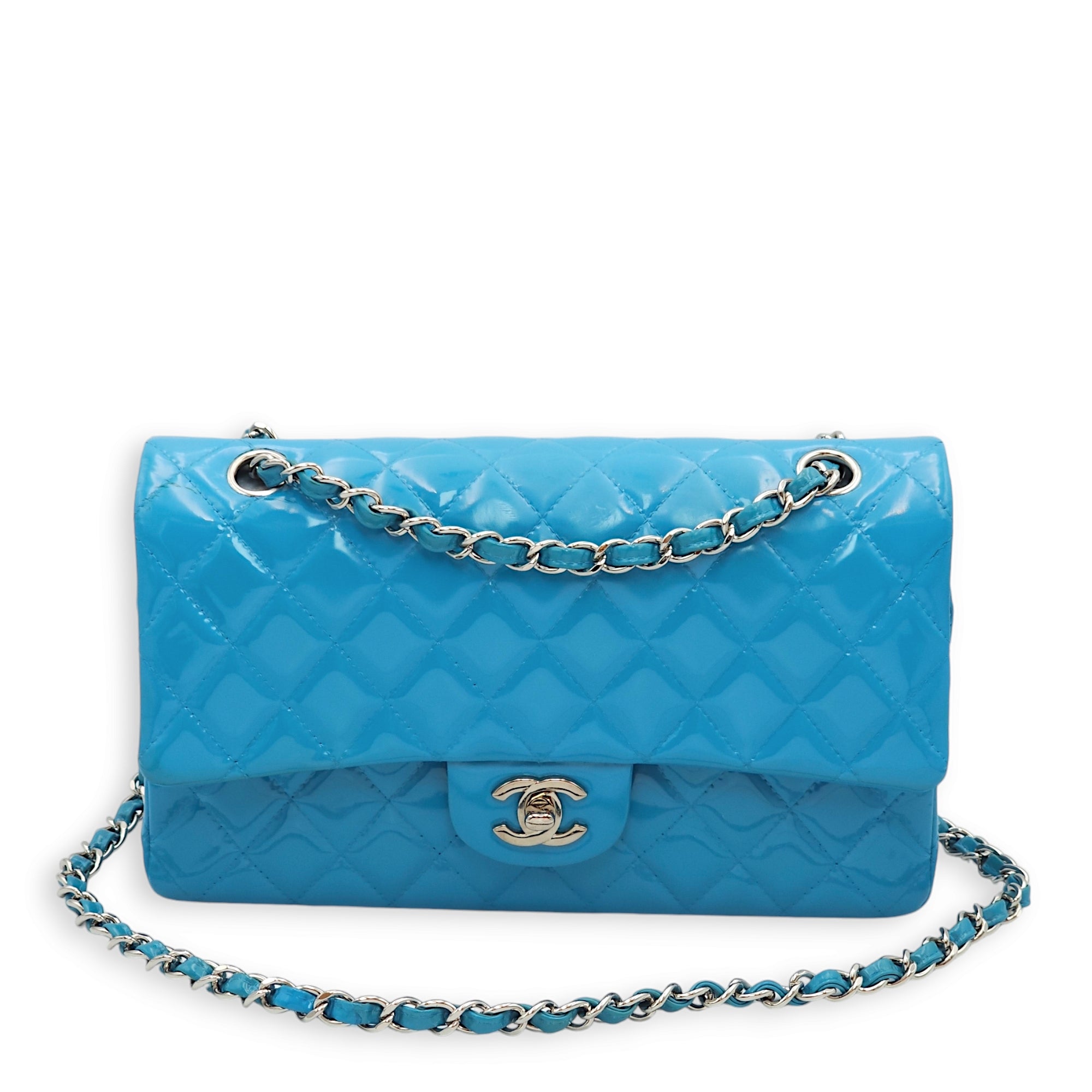 Classic Double Flap Medium Blue Shoulder Bag in Patent Leather, Palladium hardware