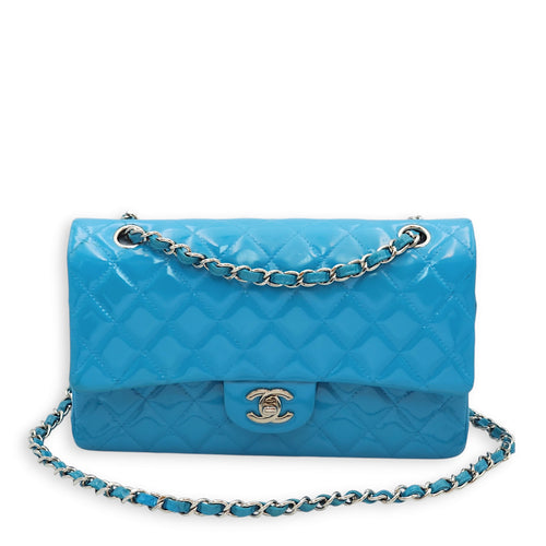 Classic Double Flap Medium Blue Shoulder Bag in Patent Leather, Palladium hardware