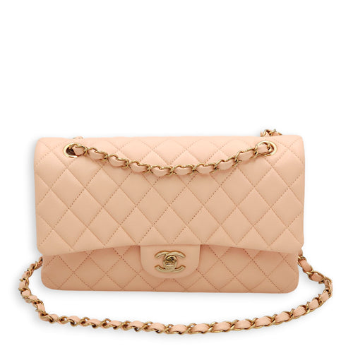 Classic Double Flap Medium Salmon Pink Shoulder Bag in Caviar, Gold hardware