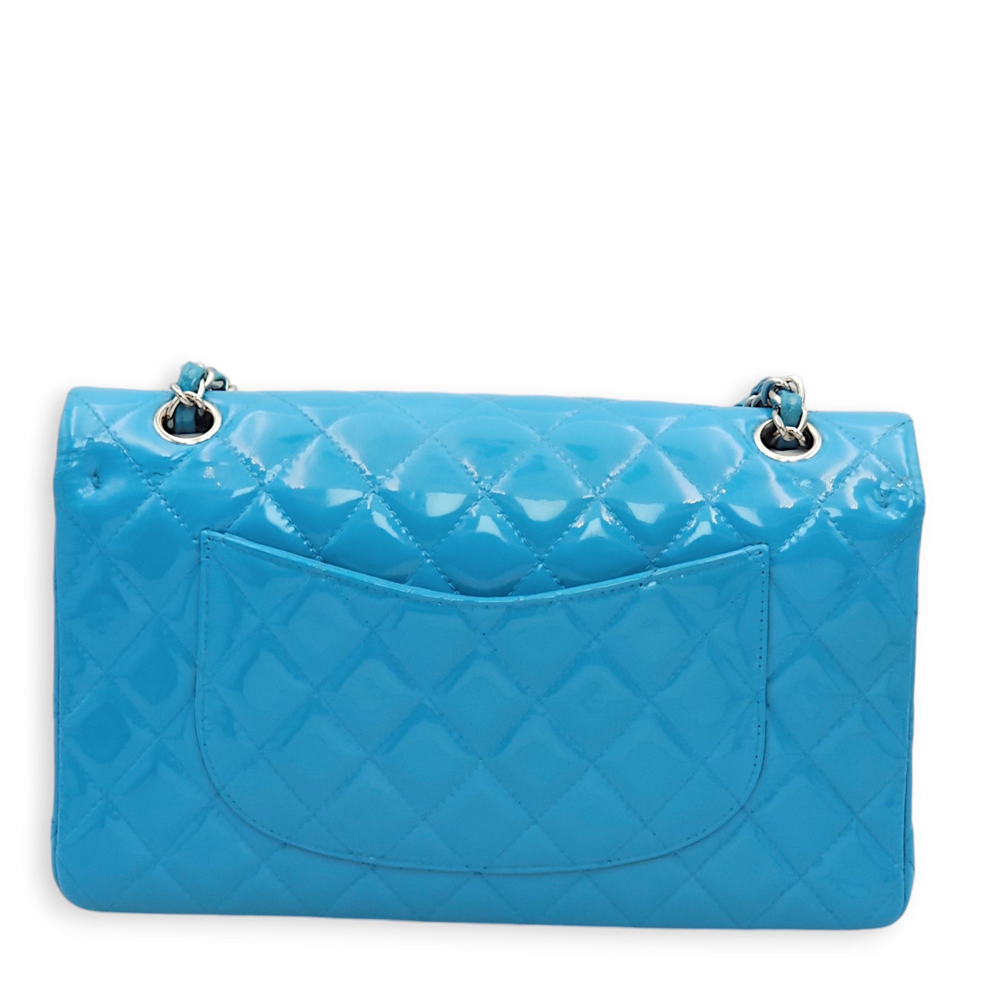 Classic Double Flap Medium Blue Shoulder Bag in Patent Leather, Palladium hardware