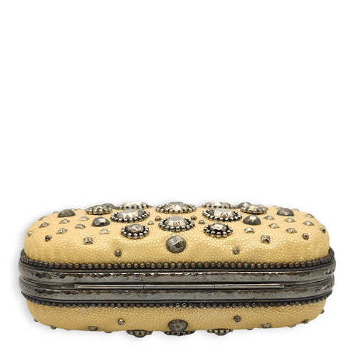 Knot Beige Clutch in Stingray, Gunmetal hardware