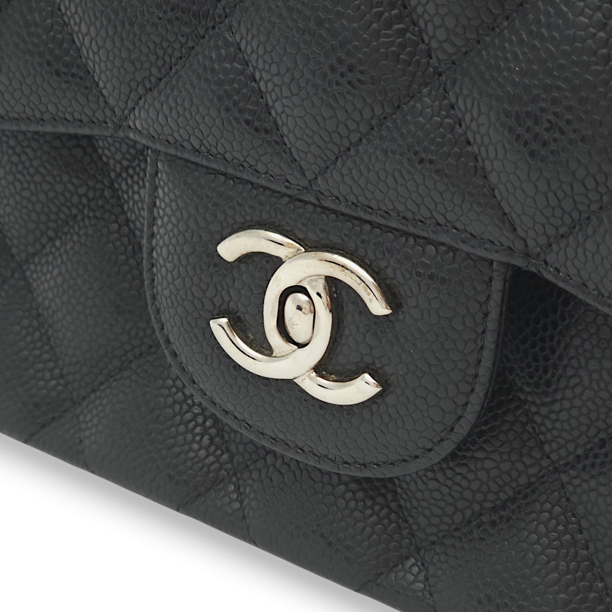 Classic Double Flap Jumbo Black Shoulder Bag in Caviar Leather, Palladium hardware