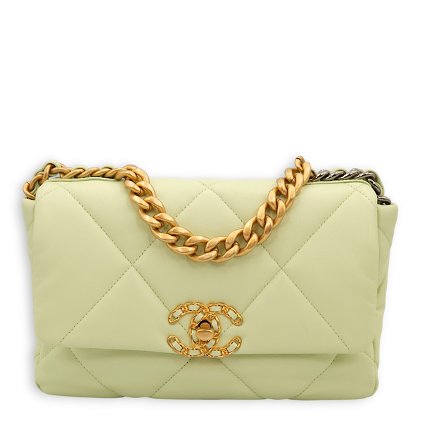 【ヴィンテージ】Rank:S☆Chanel Light Beig C19 Small Bag Chanel S19 Flap Small Pastel Green Shoulder Bag in Lambskin