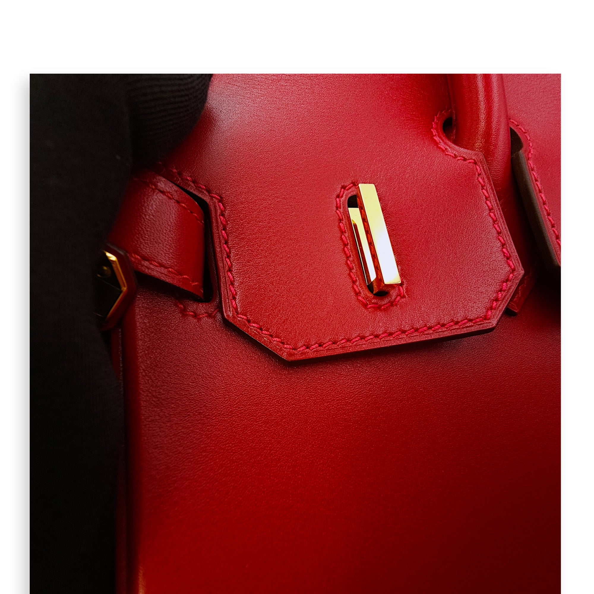 Birkin 30 Rouge in Tadelakt, Gold hardware