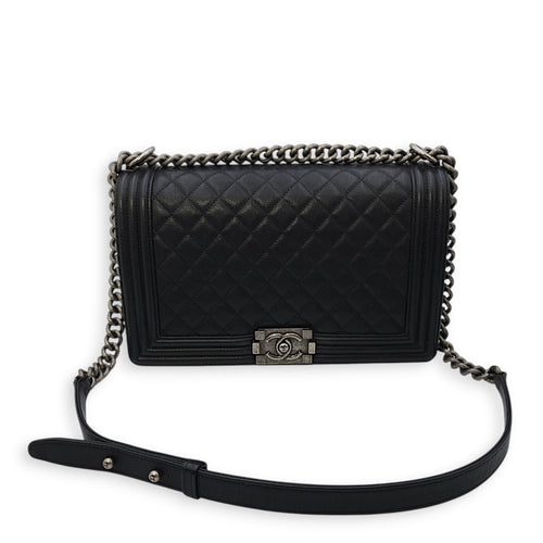 Quilted Boy New Medium 28 cm Black Shoulder Bag in Caviar Leather, RuthHW hardware