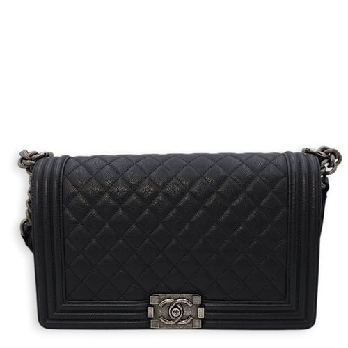 Quilted Boy New Medium 28 cm Black Shoulder Bag in Caviar Leather, RuthHW hardware