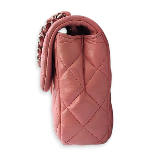 East West Flap Pink Shoulder Bag in Lambskin, Silver hardware