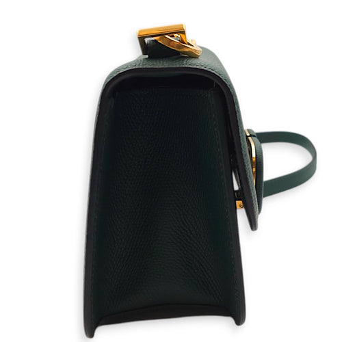 Garavani VSling Bag 18x13x8cm English Green Shoulder Bag in Calfskin, Gold hardware