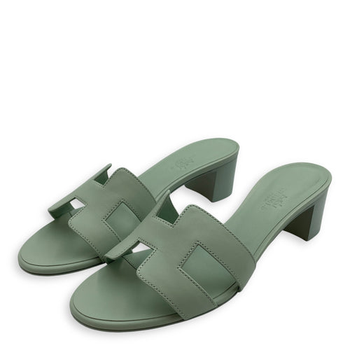 Oasis Sandals 36.5 Vert D'eau Sandals in Swift