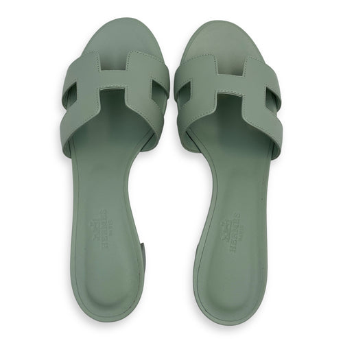 Oasis Sandals 36.5 Vert D'eau Sandals in Swift