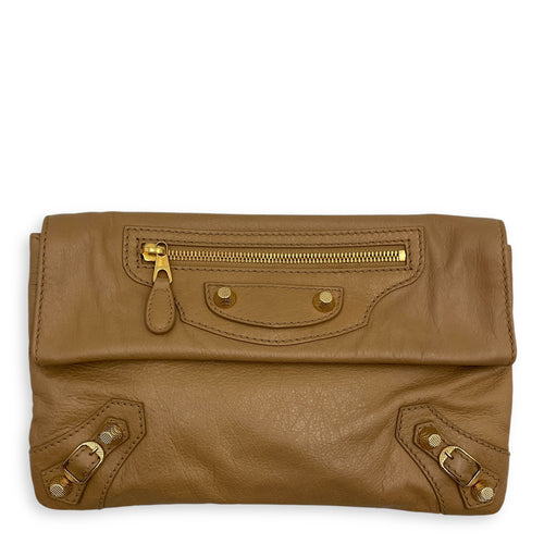 Small Studs Envelop Clutch Beige Clutch in Distressed Leather, Gold hardware