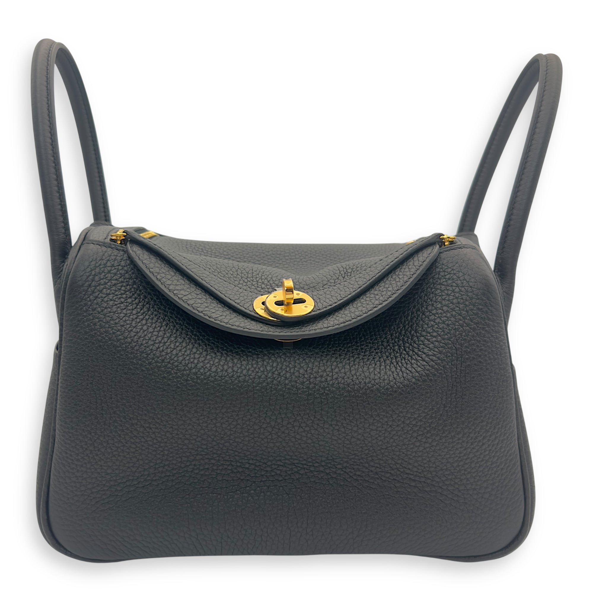 Lindy 26 Black in Clemence, Gold hardware