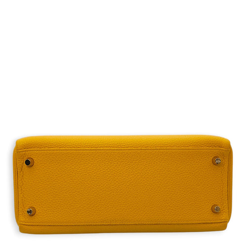 Kelly 28 Jaune Ambre in Togo Gold hardware CL2411-7805 8