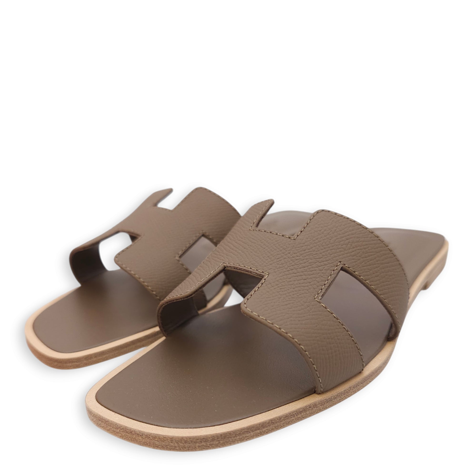 Oran 37.5 Etoupe Sandals in Epsom