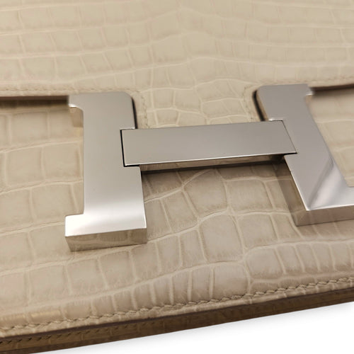 Constance 24 Beton in Matte Niloticus Palladium hardware