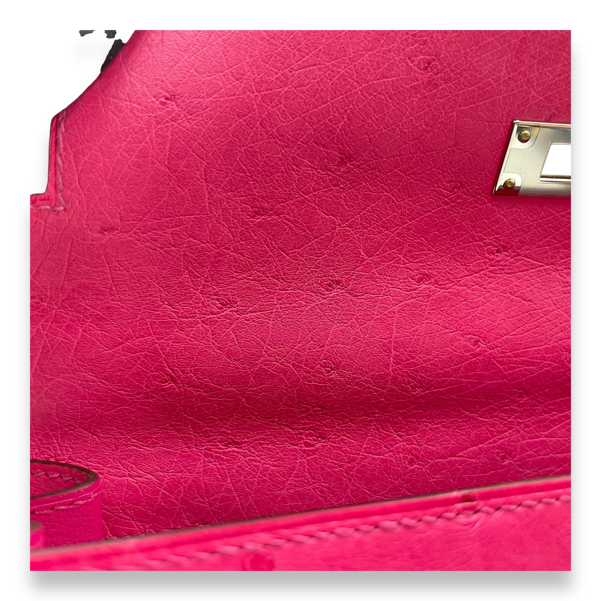 Sellier Kelly 28 Pink in Ostrich, Palladium hardware